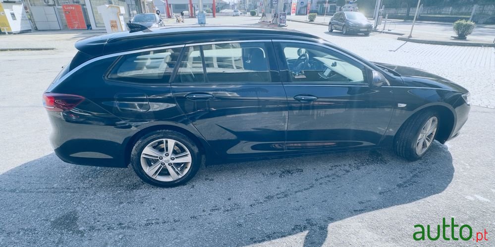 2019' Opel Insignia Sports Tourer photo #1