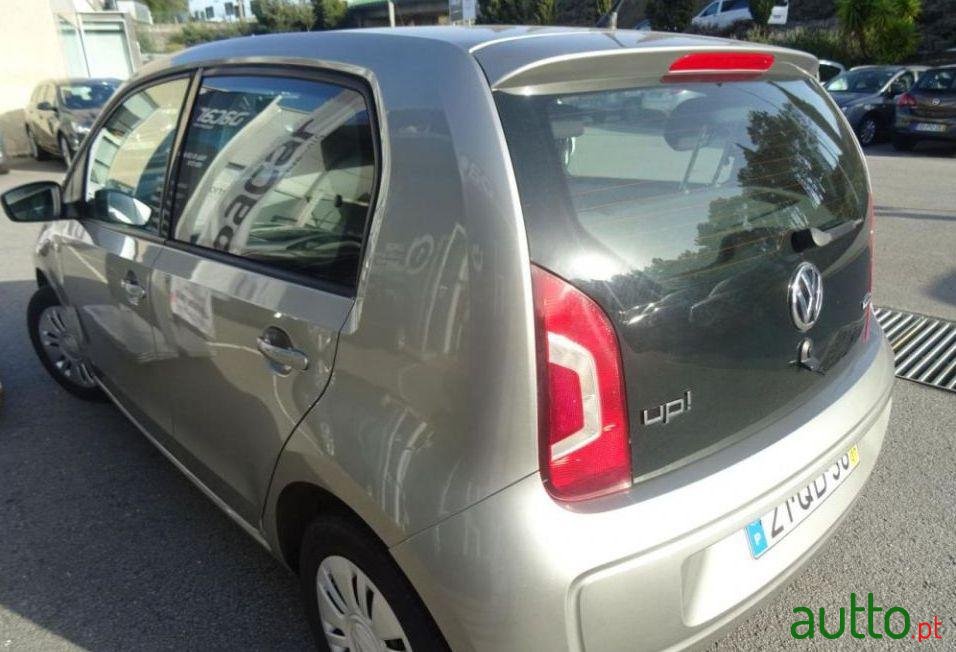 2015' Volkswagen Up photo #1