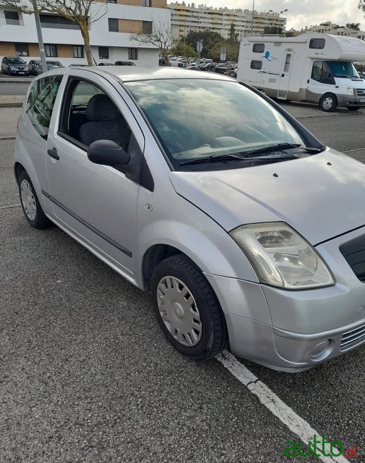 2004' Citroen C2 1.1 Sx photo #3