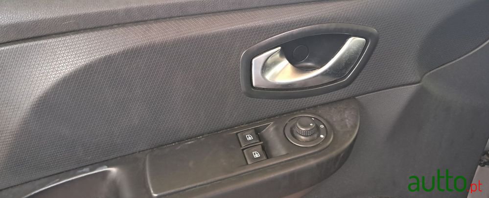 2016' Renault Clio 1.5 Dci Zen photo #4