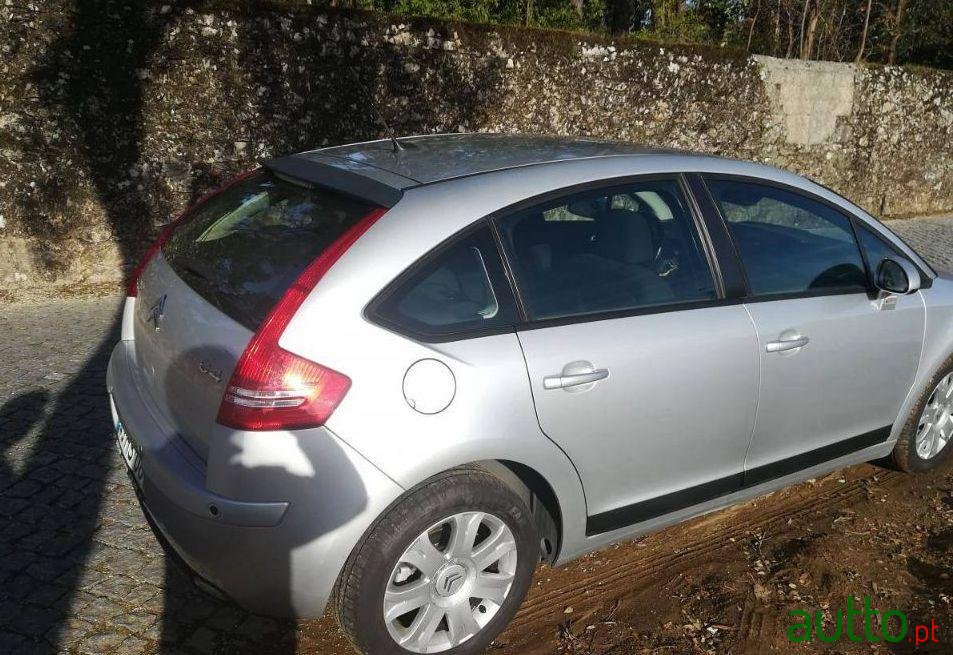 2009' Citroen C4 photo #1