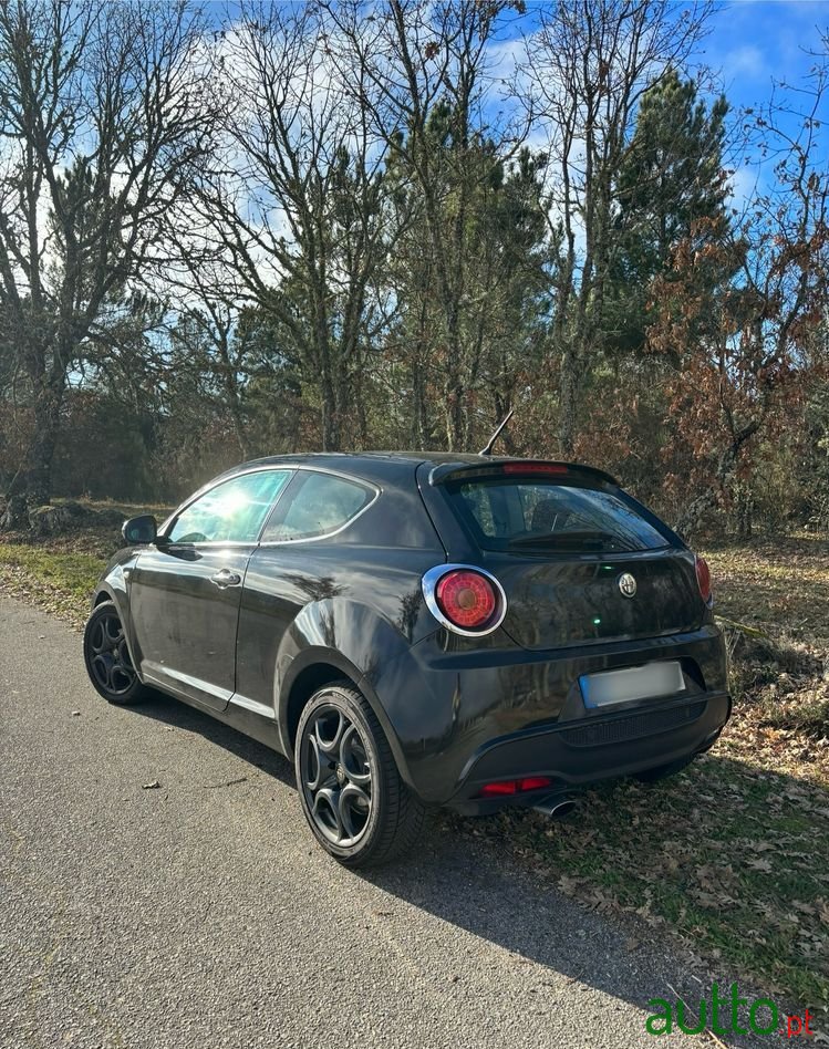 2012' Alfa Romeo MiTo photo #2