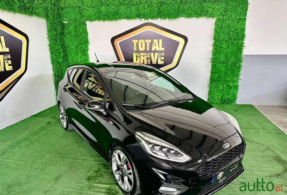 2018' Ford Fiesta photo #5