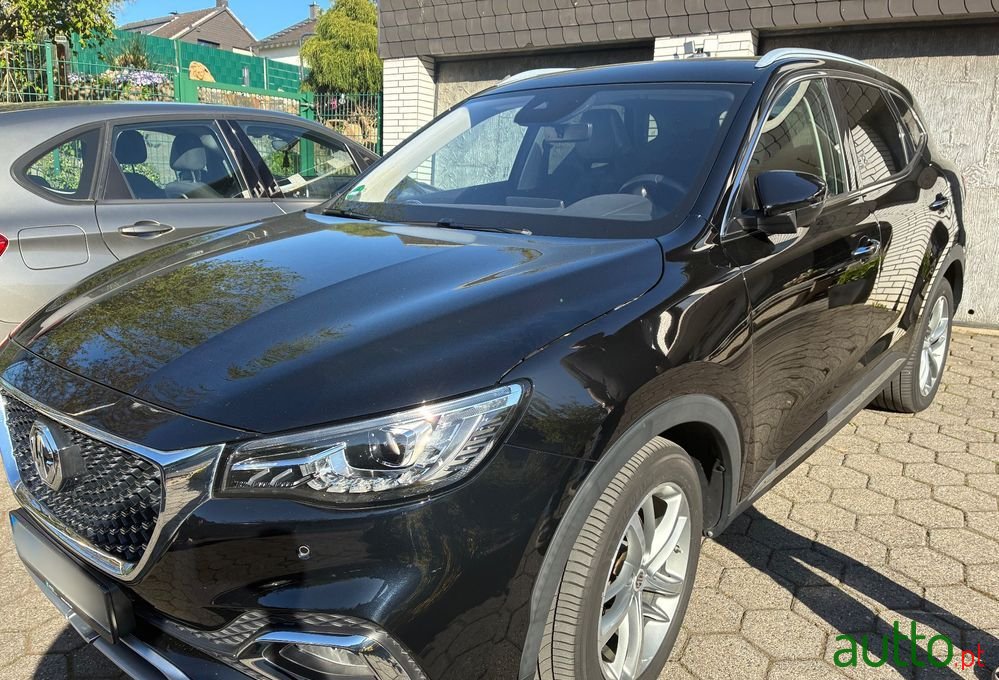 2022' MG EHS Luxury photo #2