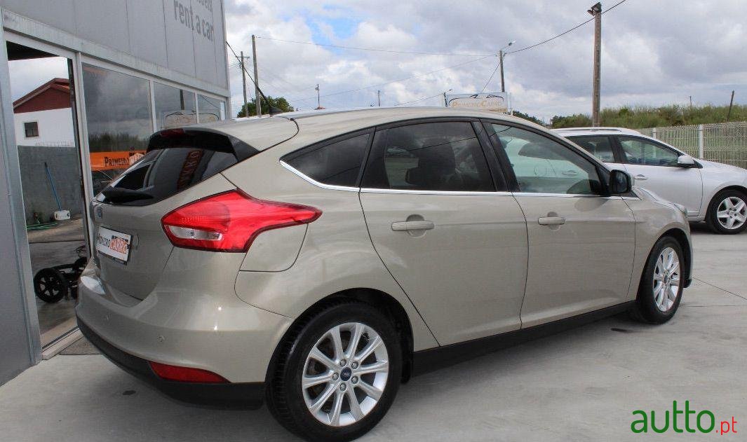 2015' Ford Focus photo #1