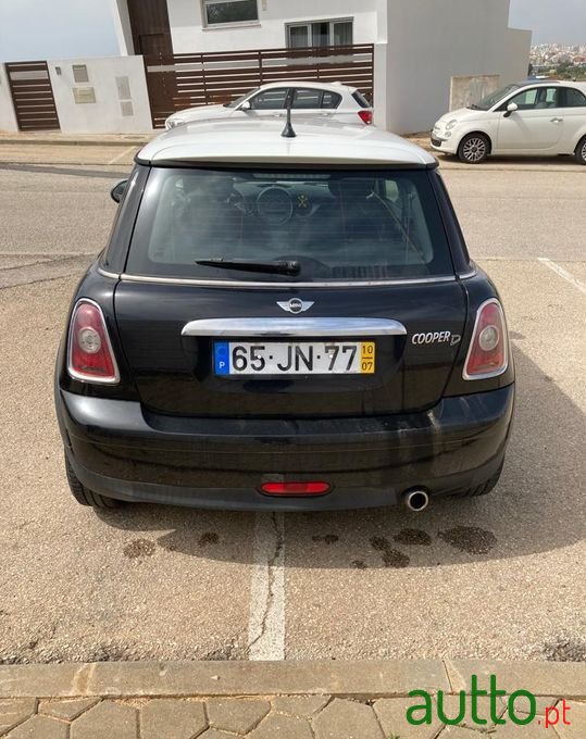 2010' MINI Cooper photo #5