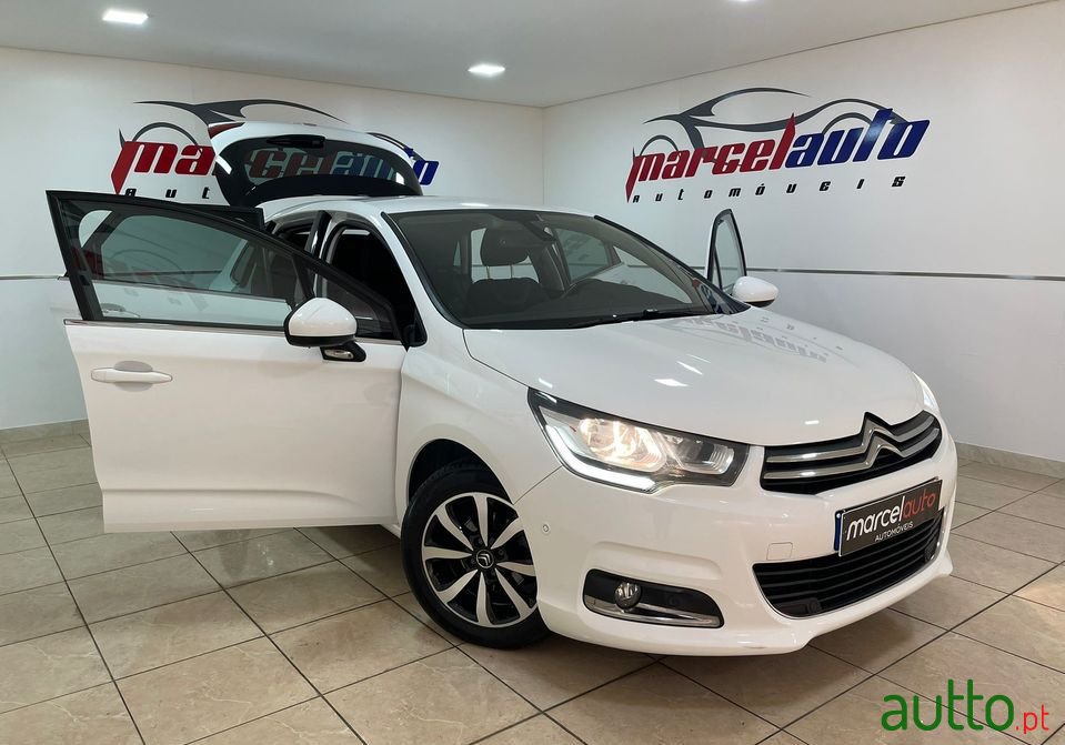 2018' Citroen C4 photo #3