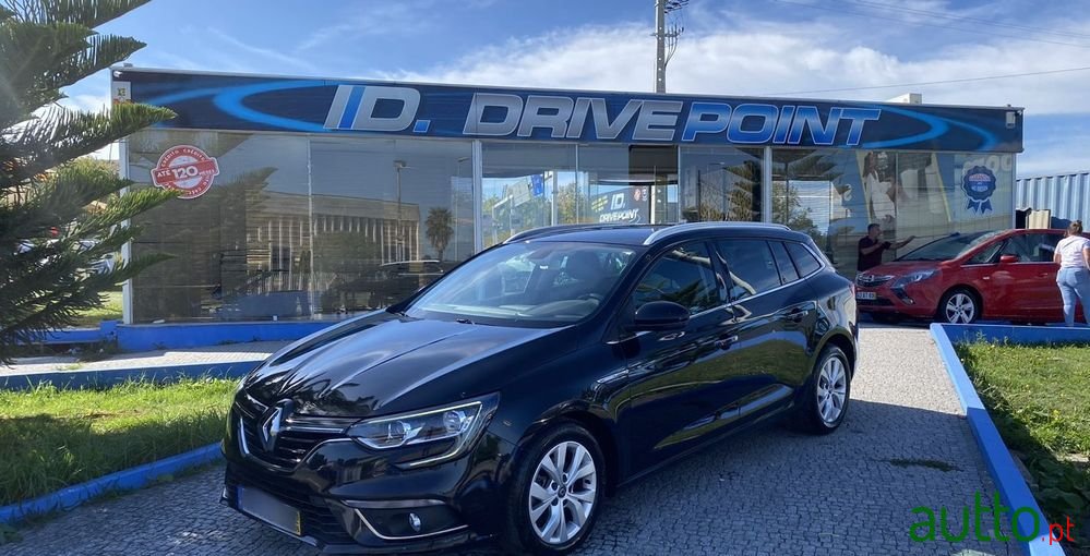 2019' Renault Megane Sport Tourer photo #1