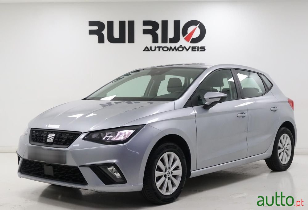 2024' SEAT Ibiza 1.0 Tsi Style photo #1