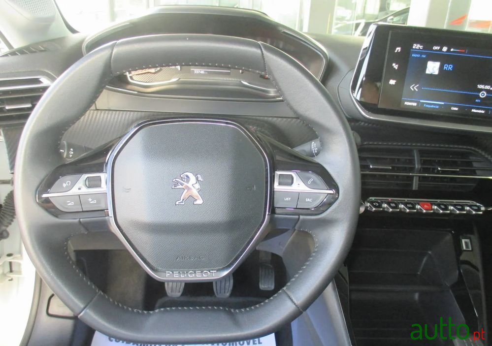 2022' Peugeot 208 photo #6