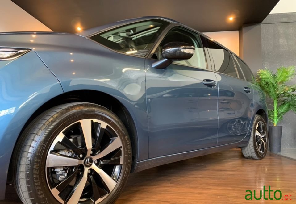 2016' Citroen C4 Grand Picasso photo #5