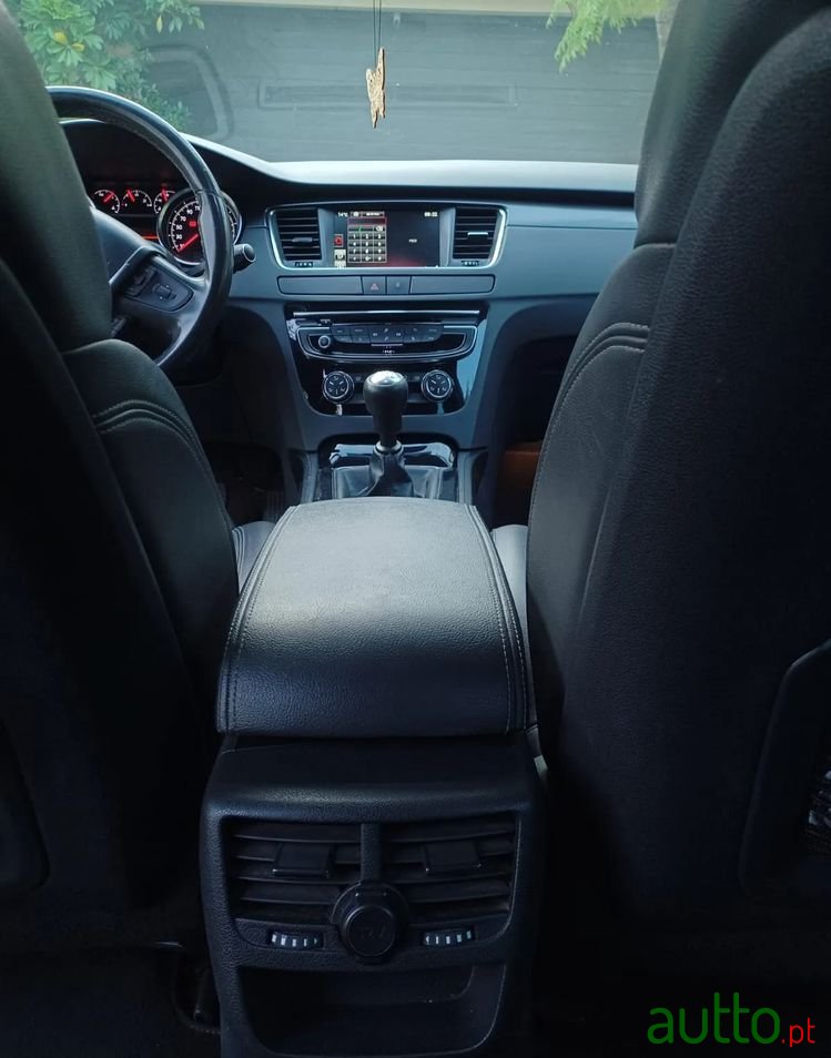 2014' Peugeot 508 Sw photo #6