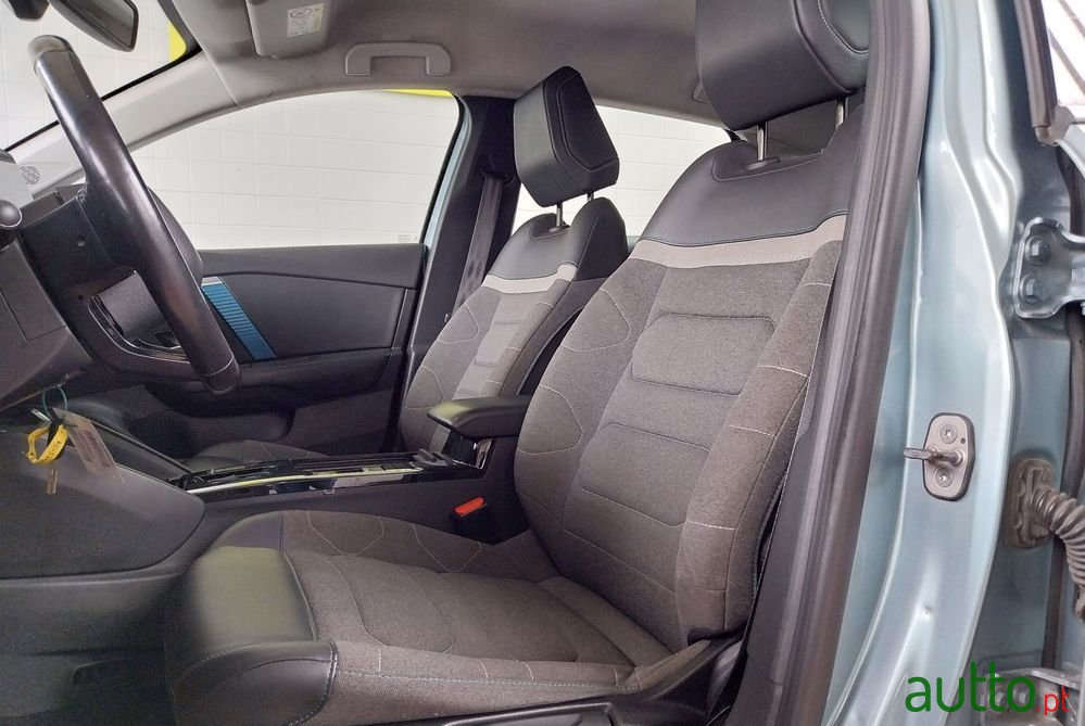 2021' Citroen E-C4 50 Kwh Feel Pack photo #4