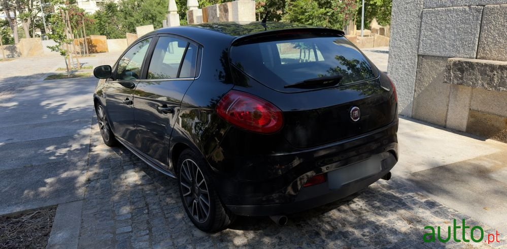 2011' Fiat Bravo photo #3