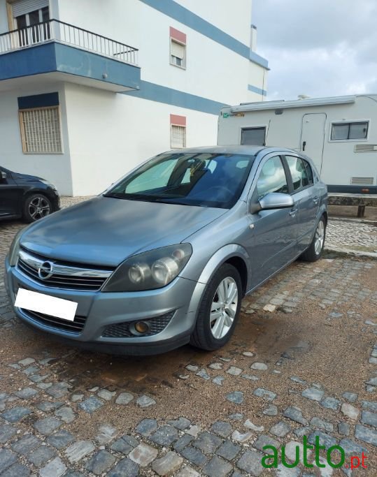 2007' Opel Astra photo #5
