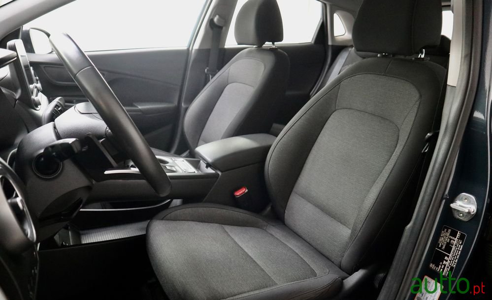 2022' Hyundai Kauai photo #5