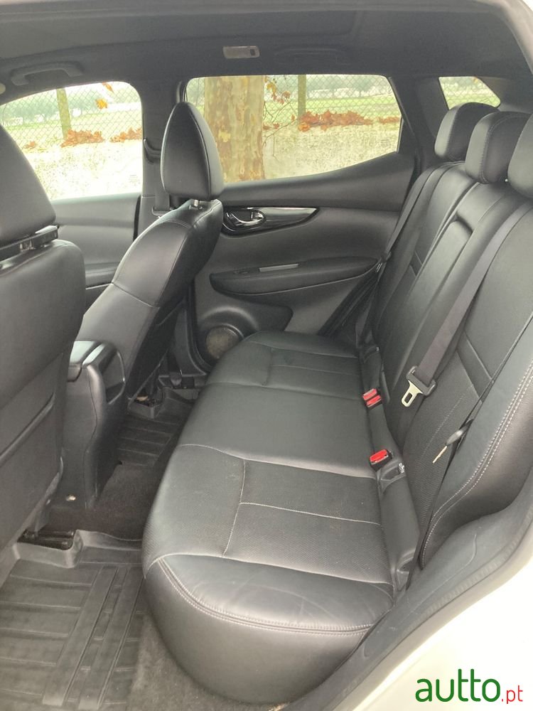 2014' Nissan Qashqai photo #6
