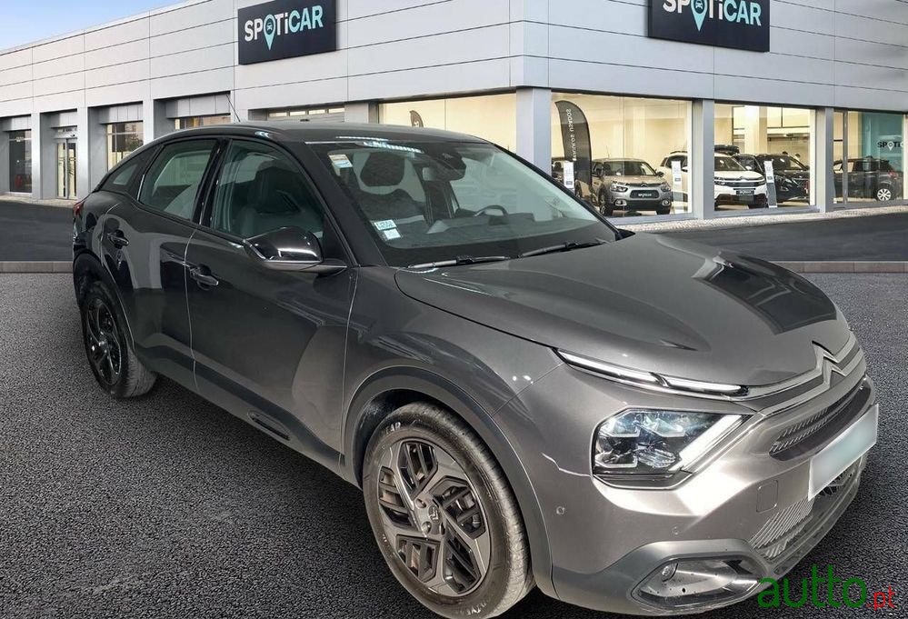 2022' Citroen C4 photo #3