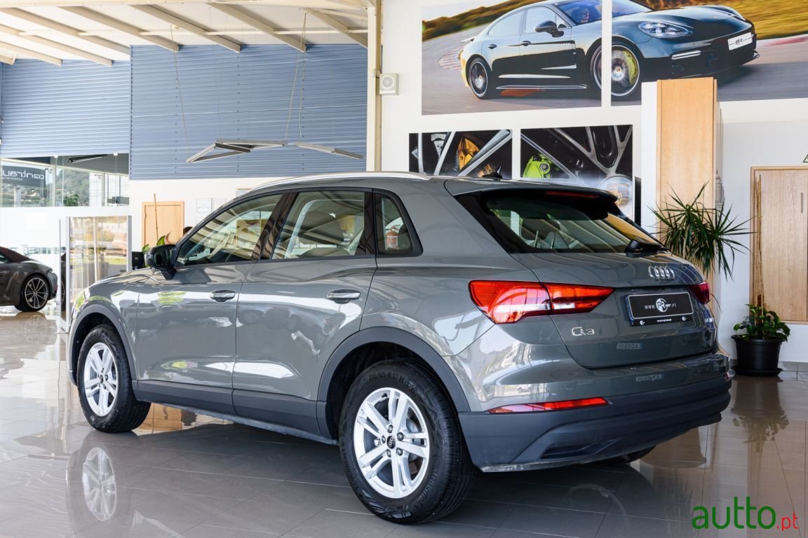 2021' Audi Q3 photo #6