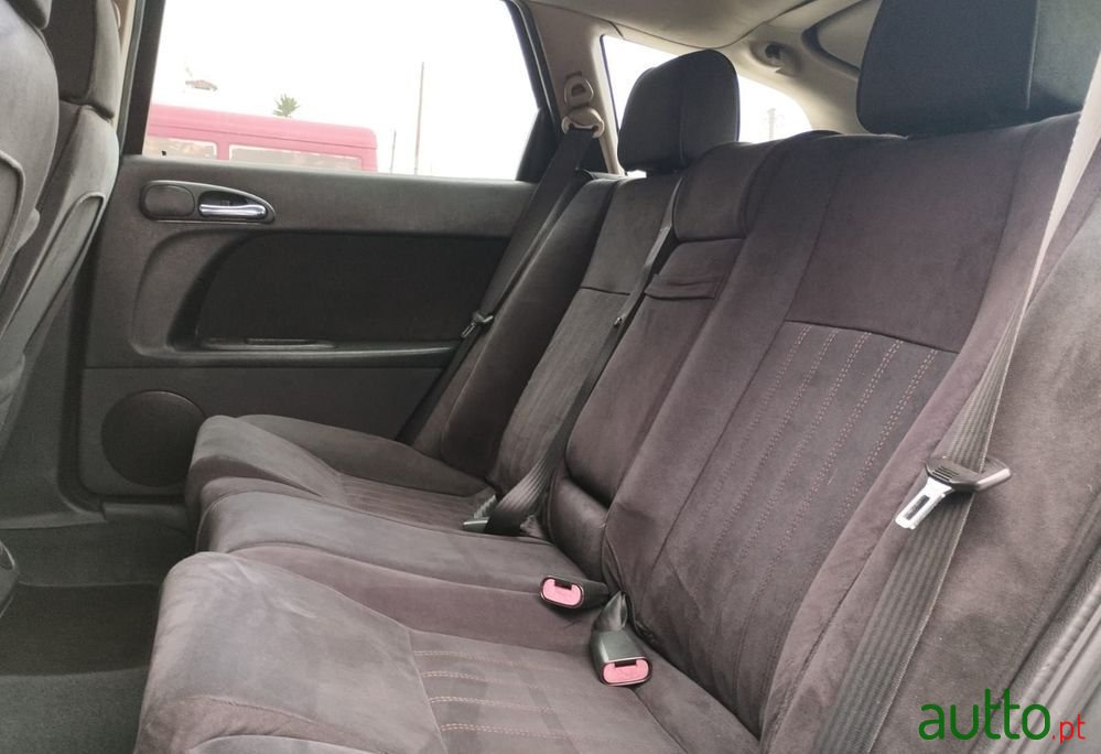 2005' Alfa Romeo 156 Sportwagon photo #5