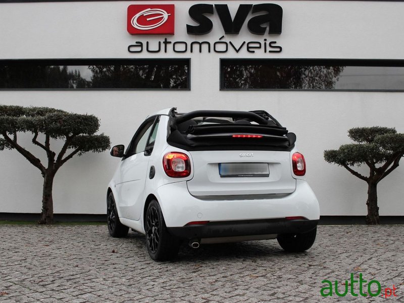 2016' Smart Fortwo photo #2