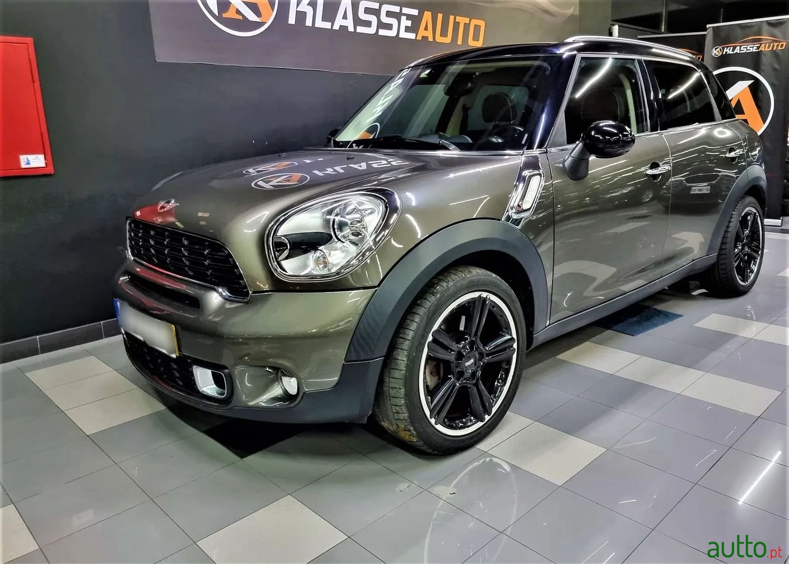 2012' MINI Countryman photo #2