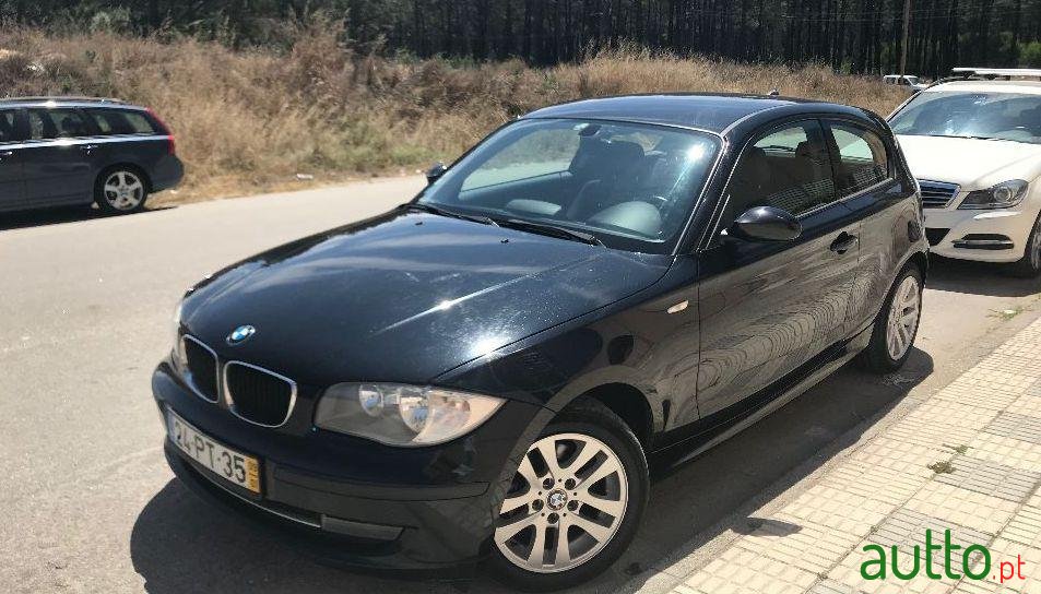 2009' BMW 118 photo #1