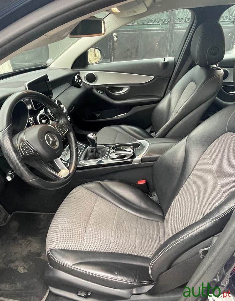 2015' Mercedes-Benz C 200 photo #5
