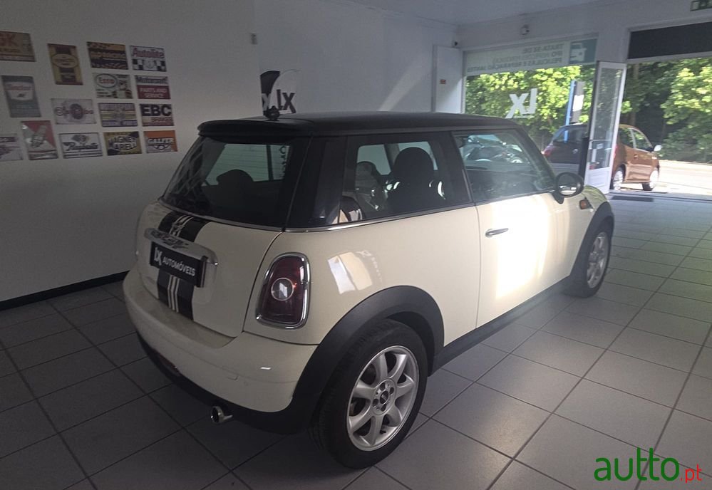 2009' MINI Cooper D 3 Portas photo #6