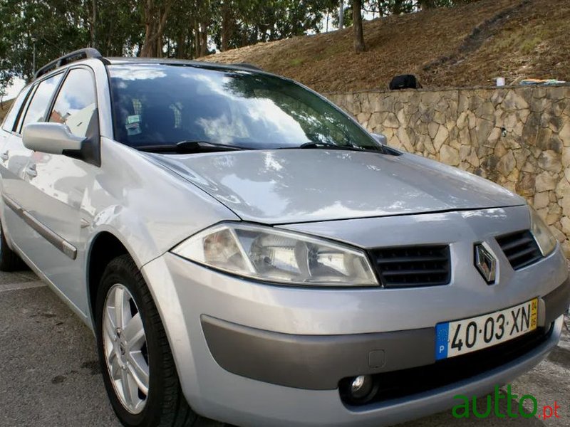 2004' Renault Megane Break photo #3