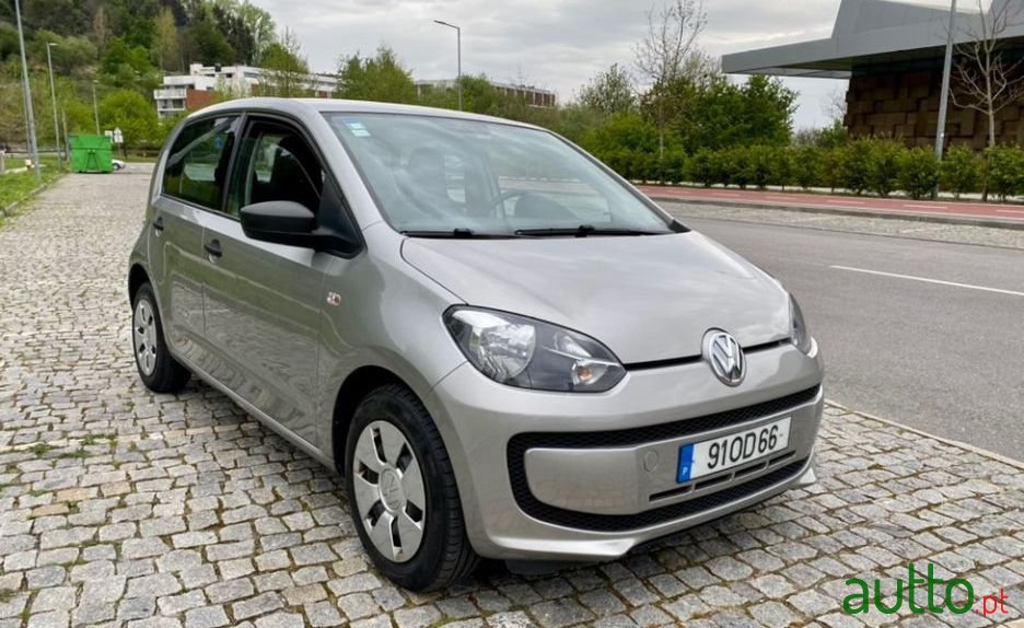 2013' Volkswagen Up photo #1