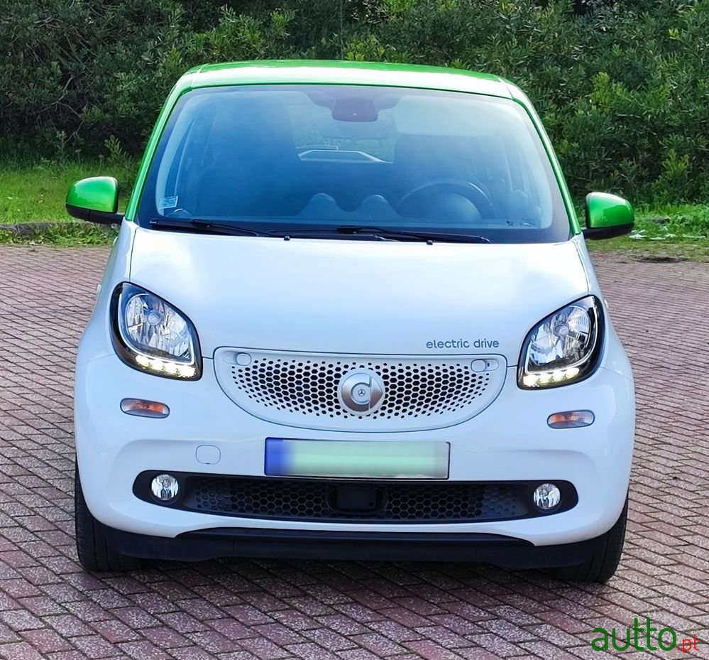 2017' Smart Forfour Electric Drive Passion photo #2