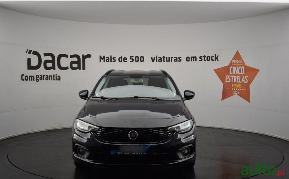 2018' Fiat Tipo Station Wagon photo #2