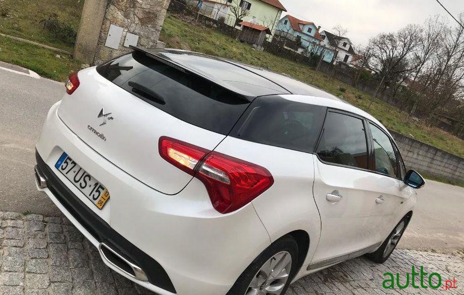 2013' Citroen DS5 Sport So Chic photo #3