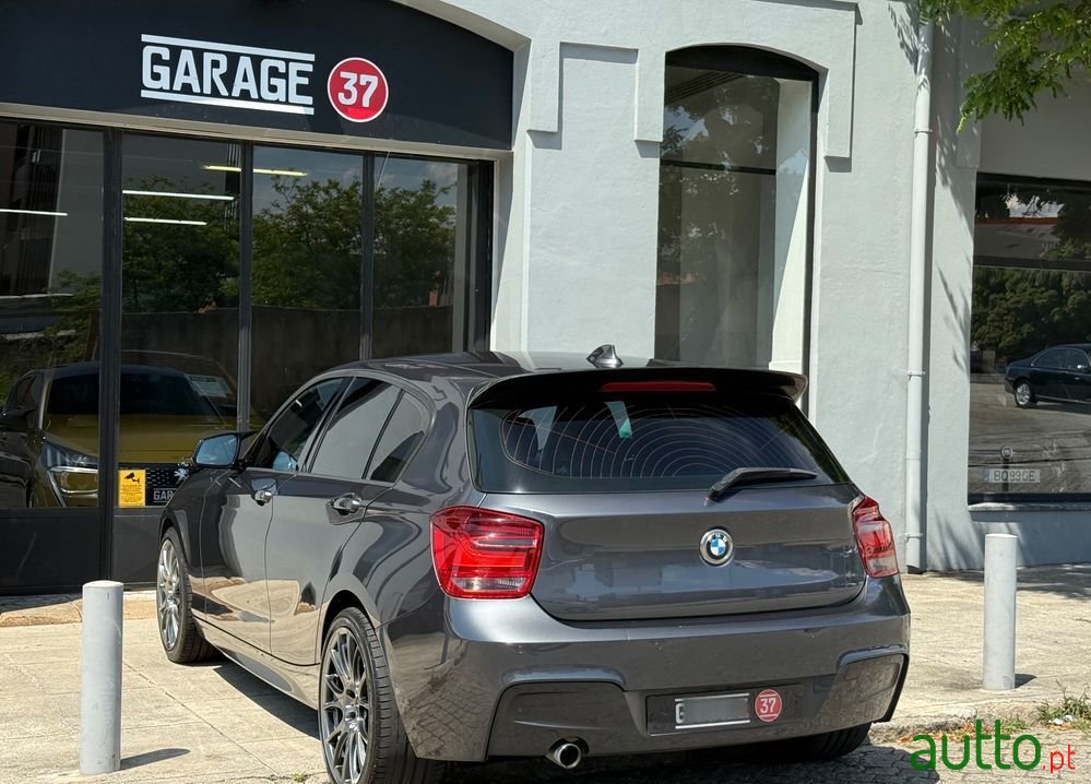 2012' BMW Série 1 D Pack M photo #6