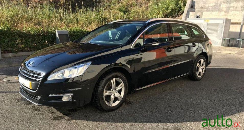 2011' Peugeot 508 Sw photo #2