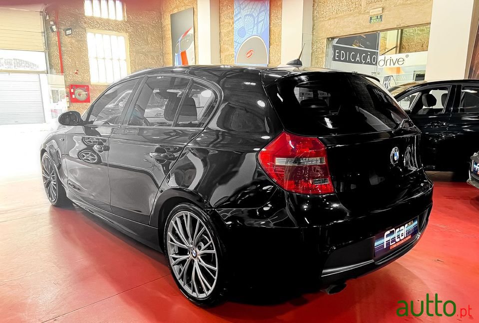 2007' BMW 123 photo #4