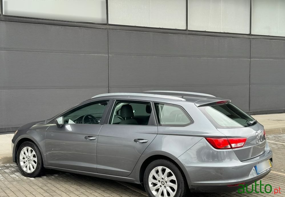 2015' SEAT Leon St photo #3