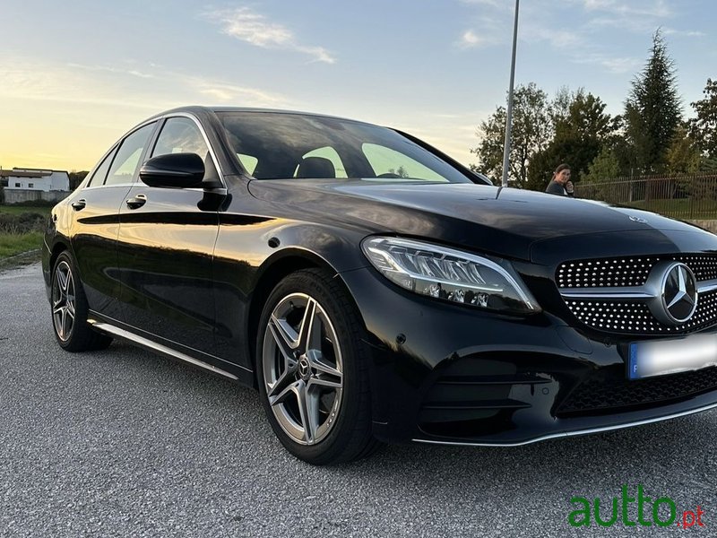 2020' Mercedes-Benz C-220 photo #2