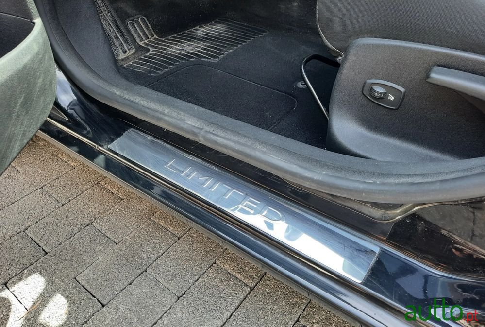 2016' Renault Mégane Sport Tourer photo #6