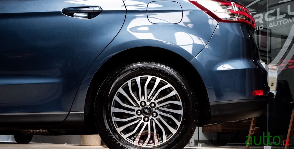 2019' Ford S-Max photo #4