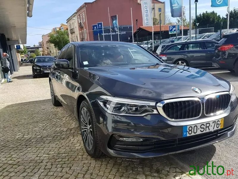 2017' BMW 520 photo #1