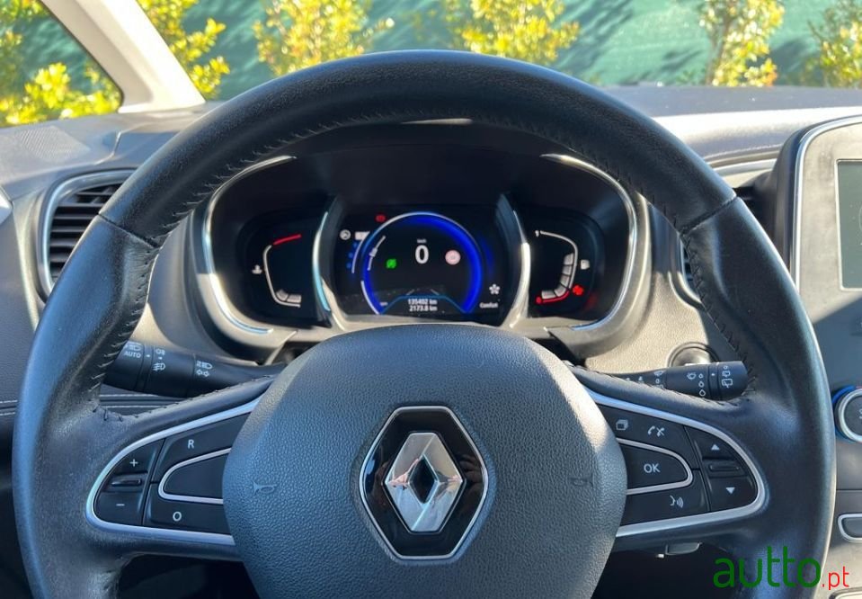 2017' Renault Grand-Scenic photo #6