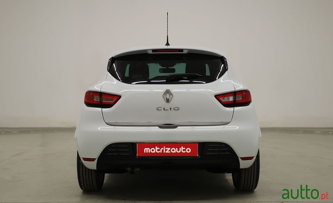 2019' Renault Clio photo #5