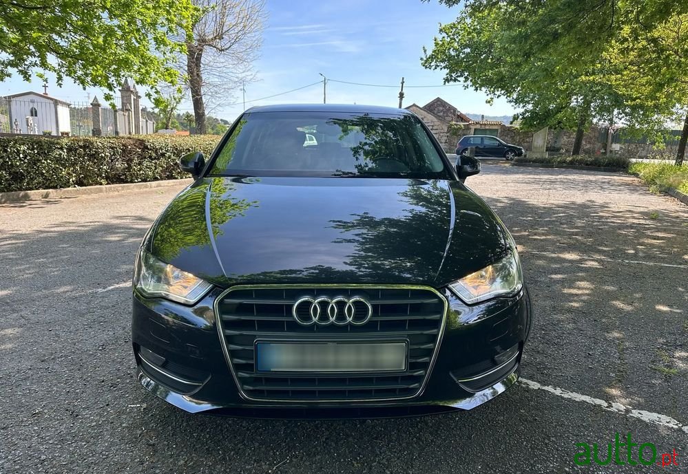 2013' Audi A3 Sportback photo #5