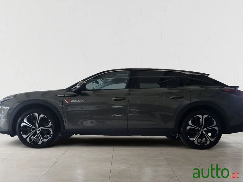 2023' Citroen C5 X photo #3