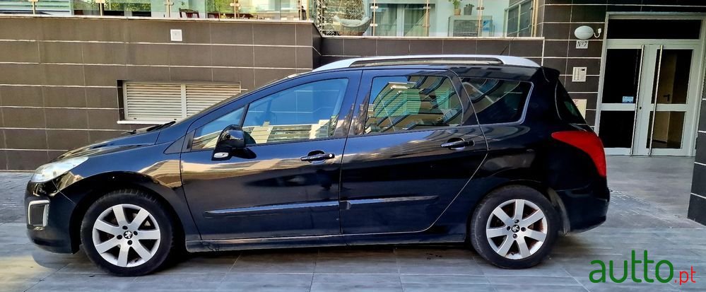 2012' Peugeot 308 Sw photo #4