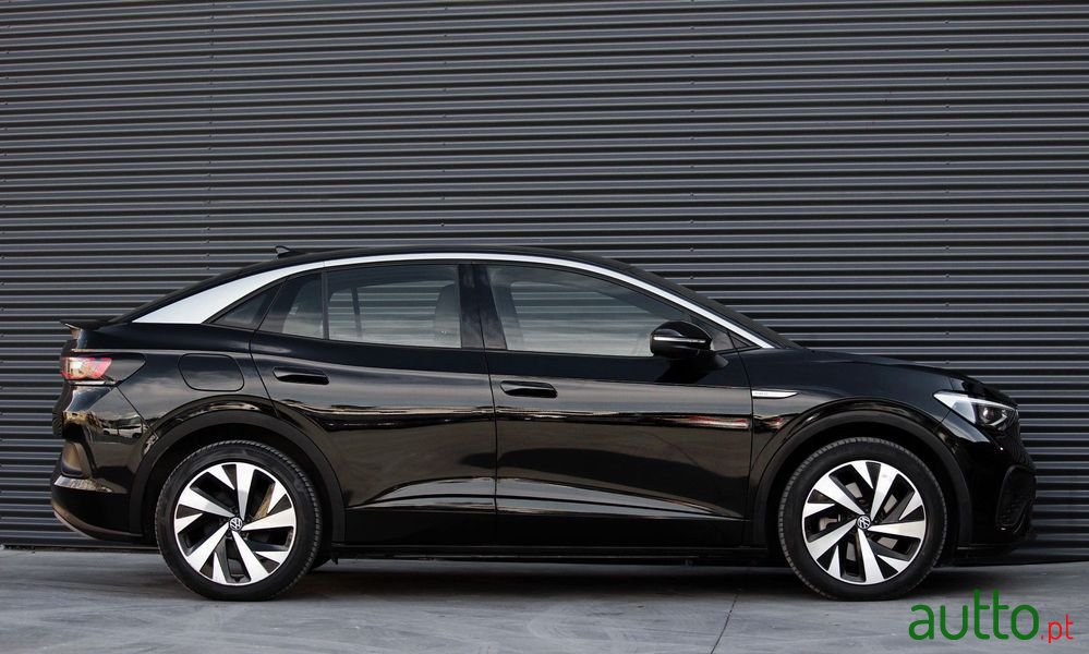 2023' Volkswagen ID.5 photo #4