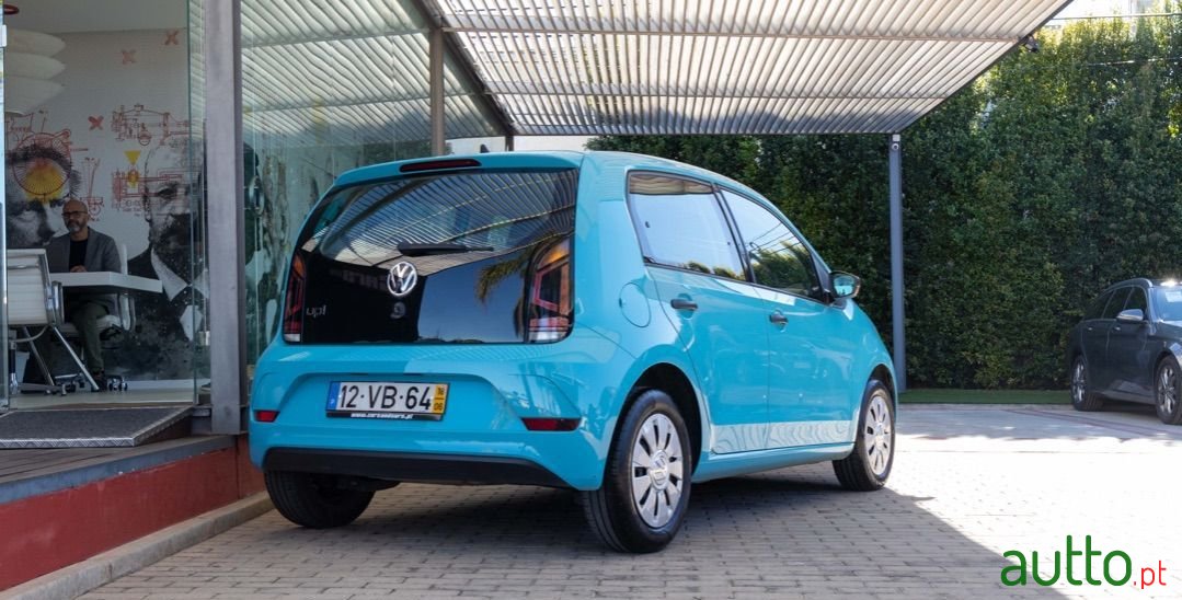 2018' Volkswagen Up photo #2