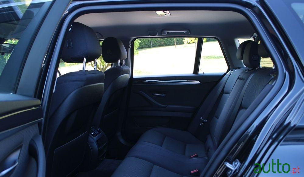 2013' BMW Série 5 D Line Luxury photo #6